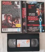 Deadly Persuit VHS Actie, Cd's en Dvd's, VHS | Film, Vanaf 16 jaar, Ophalen of Verzenden, Zo goed als nieuw, Actie en Avontuur