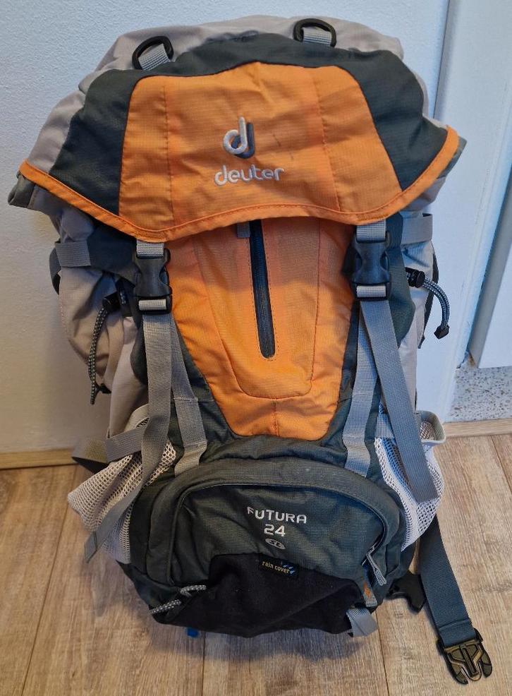 Deuter Futura SL 24 liter dagrugzak oranje zwart, Sport en Fitness, Bergsport en Wandelen, Zo goed als nieuw, Rugzak, Ophalen of Verzenden