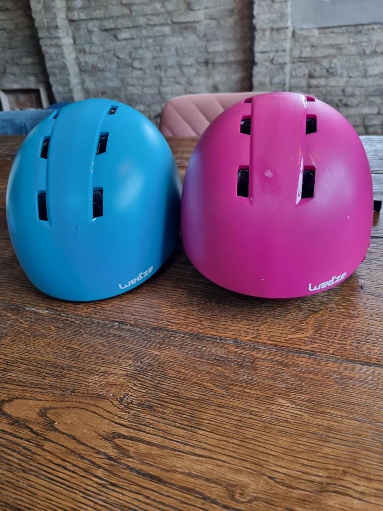 Kinderhelm, beschermhelm, skihelm, skeelerhelm, schaatshelm, Ophalen of Verzenden, Zo goed als nieuw