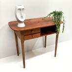 Vintage tafeltje, Antiek en Kunst, Antiek | Meubels | Tafels, Ophalen of Verzenden