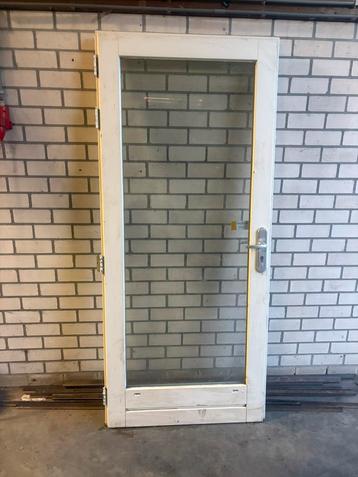 Achterdeur tuindeur hardhoud dubbelglas beschikbaar voor biedingen