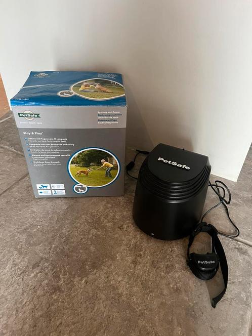 Petsafe STAY&PLAY draadloos Omheiningssysteem, 2 zenders, Dieren en Toebehoren, Hondenhalsbanden en Penningen, Zo goed als nieuw