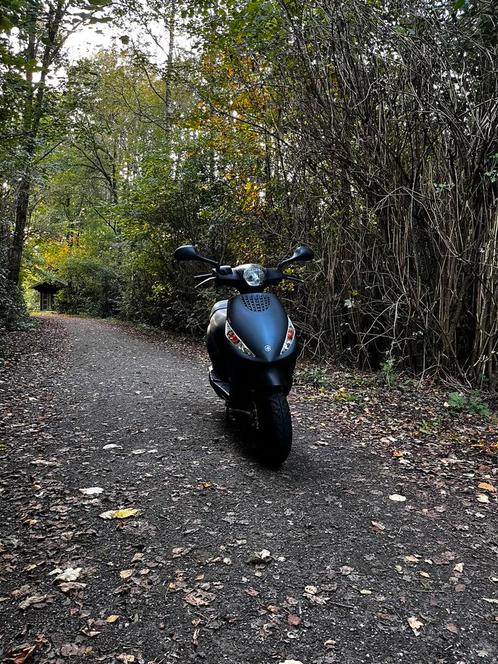 Piaggio Zip 80cc, Fietsen en Brommers, Scooters | Piaggio, Zo goed als nieuw, Zip, Ophalen