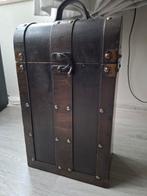 Houten vintage wijnkoffer voor 2 flessen, Huis en Inrichting, Woonaccessoires | Kisten, Ophalen of Verzenden, Zo goed als nieuw