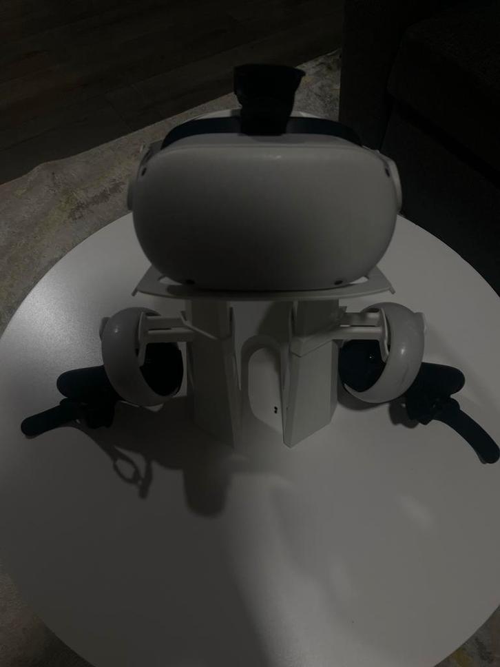 Oculus Quest 2 128GB + Stand - Perfecte VR Set!, Spelcomputers en Games, Virtual Reality, Zo goed als nieuw, Pc, VR-bril, Ophalen of Verzenden