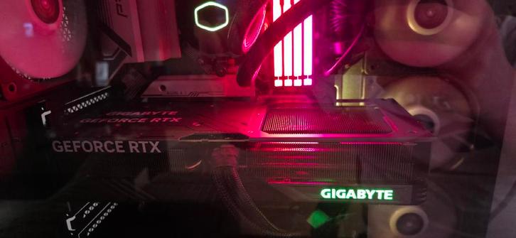 Gigabyte RTX 4070 OC, Computers en Software, Videokaarten, Gebruikt, Nvidia, PCI-Express 4.0, GDDR6, HDMI, DisplayPort, Ophalen of Verzenden