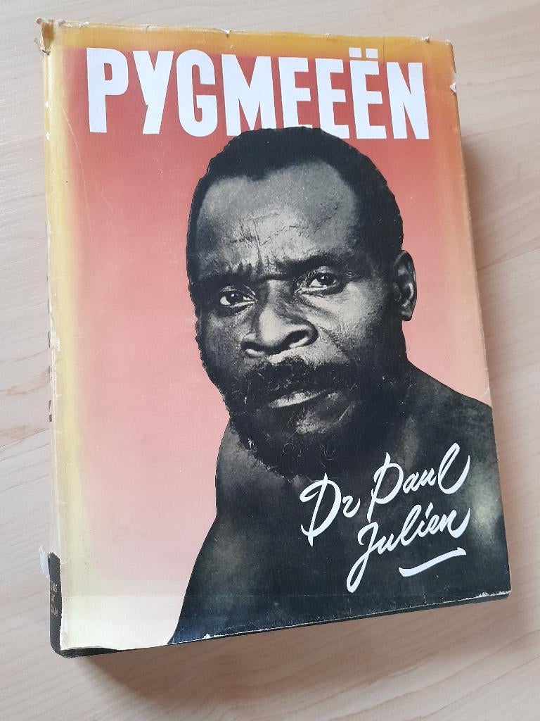 PYGMEEEN  Dr Paul Julien MET 35 OPNAMEN VAN DE SCHRIJVER, Ophalen of Verzenden, Gelezen