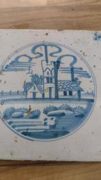 Delftsblauwe tegel met een landschapstafereel en hoekversier, Ophalen of Verzenden