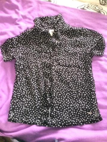 nette blouse mt s zwart met wit beschikbaar voor biedingen
