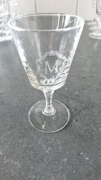 Borrelglazen kristal met monogram letter M, Antiek en Kunst, Antiek | Glas en Kristal, Ophalen