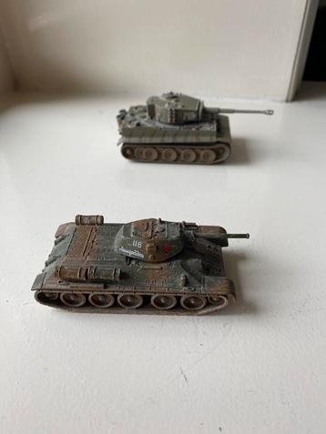 Corgi WW2 tanks Duits en Rode leger beschikbaar voor biedingen