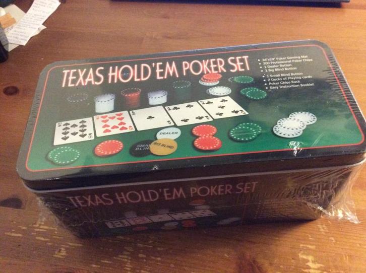 Texas Hold'em Poker set. in een Blik. Nieuw in folie, Hobby en Vrije tijd, Gezelschapsspellen | Kaartspellen, Nieuw, Ophalen of Verzenden