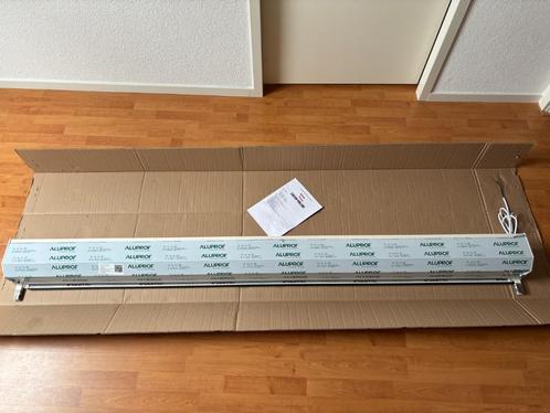 Rolluik (wit) nieuw in verpakking - 212cm breed/144cm hoog, Doe-het-zelf en Verbouw, Rolluiken, Nieuw, 100 tot 150 cm, 200 cm of meer