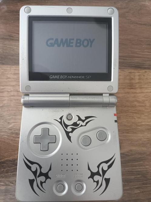 Nintendo GameBoy Advance SP Limited Tribal edition, Spelcomputers en Games, Spelcomputers | Nintendo Game Boy, Gebruikt, Game Boy Advance SP