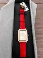 Cluse horloge goud met rood, Sieraden, Tassen en Uiterlijk, Horloges | Dames, Overige merken, Polshorloge, Leer, Ophalen