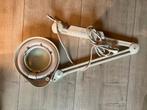 Lamp met vergrootglas (loeplamp), Hobby en Vrije tijd, Vergrootglazen, Loepen en Loeplampen, Ophalen, Zo goed als nieuw, Loeplamp