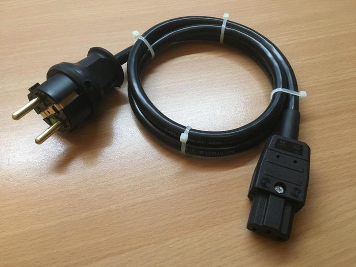 OPRUIMING audiofiele netsnoeren Black Cable Ruhr18, Audio, Tv en Foto, Audiokabels en Televisiekabels, Nieuw, Overige kabels, Minder dan 2 meter