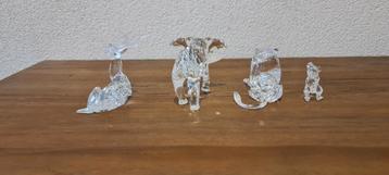 Te koop  swarovski  jaarstukken  trilogie en leeuwen jong  beschikbaar voor biedingen