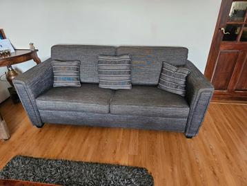 3 en 2 zitbanken  gratis  afhalen  Scheveningen 