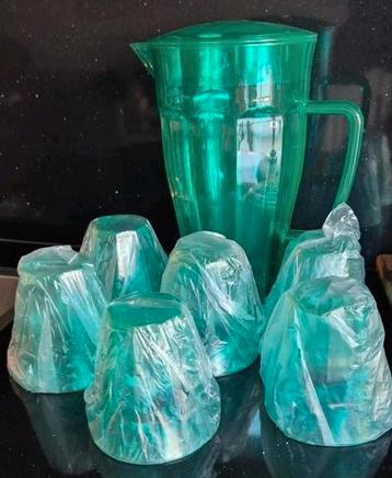 Groene Kan met Bekers - Nieuw! beschikbaar voor biedingen