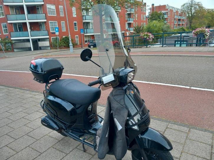 La Souris sourini bj 2022, Fietsen en Brommers, Snorfietsen en Snorscooters, Gebruikt, Overige merken, Benzine, Ophalen of Verzenden