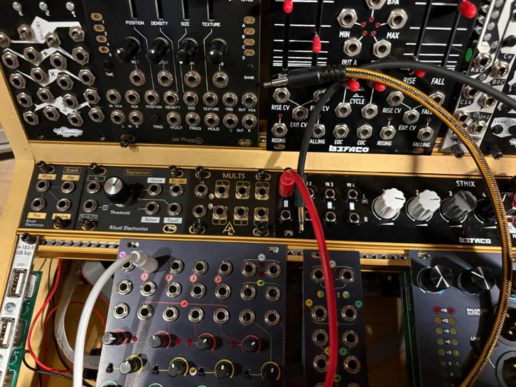 Eurorack opruiming 1U en 3U modules en cases, Muziek en Instrumenten, Synthesizers, Zo goed als nieuw, Overige aantallen, Overige merken