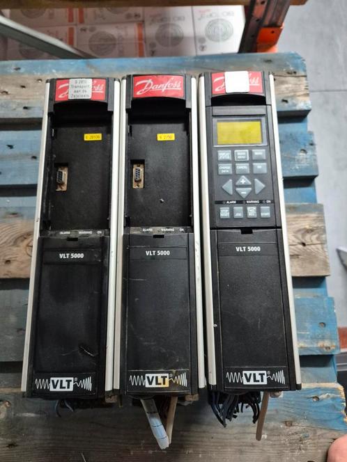 Danfoss VLT 5000 Frequentieregelaar - 3 stuks, Hobby en Vrije tijd, Elektronica-componenten, Ophalen of Verzenden