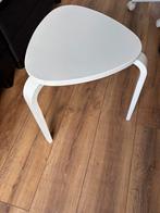Krukje IKEA (bijzettafeltje) te koop!, Ophalen, Zo goed als nieuw, Hout