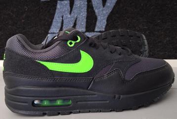 Nike air max 1 - green strike black beschikbaar voor biedingen