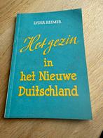 “Het gezin in het nieuwe Duitschland”, Ophalen of Verzenden, Landmacht, Duitsland, Boek of Tijdschrift