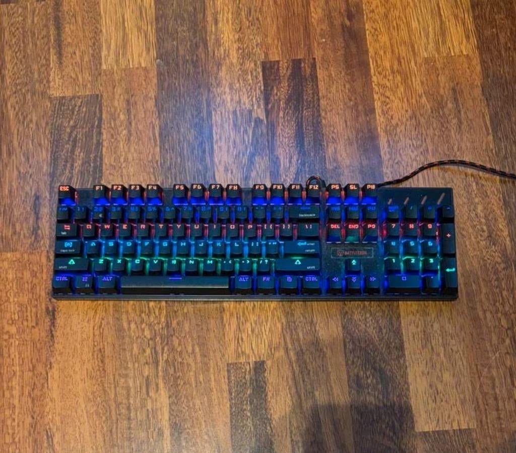 BATTLETRON Mechanisch Toetsenbord, Computers en Software, Toetsenborden, Ophalen, Gebruikt, Gaming toetsenbord, Qwerty