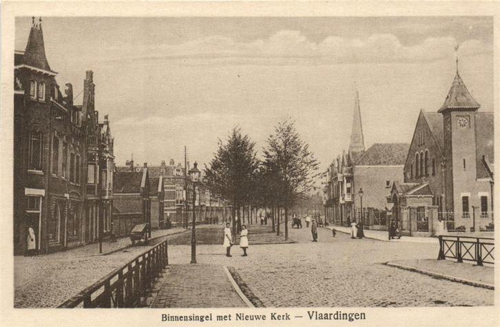 Binnensingel met Nieuwe Kerk - Vlaardingen - beschreven, Verzamelen, Ansichtkaarten | Nederland, Ongelopen, Zuid-Holland, Voor 1920