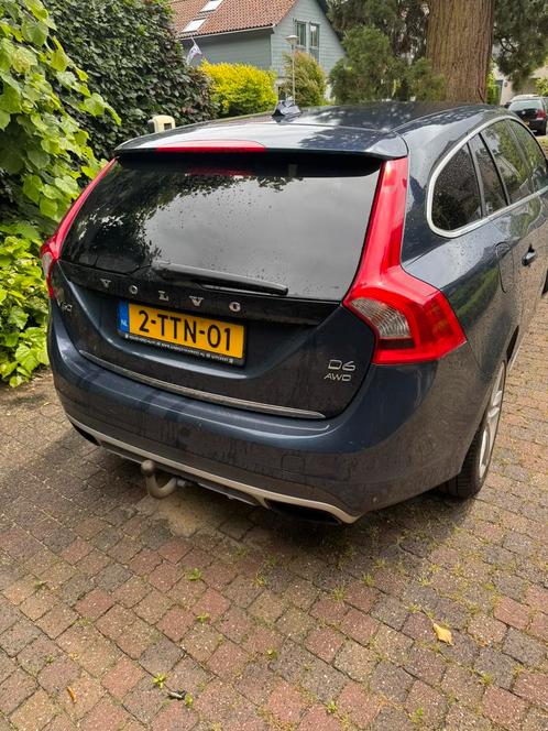 Volvo V60 D6 215pk Plug-in Hybrid 2014 Blauw, Auto's, Volvo, Particulier, V60, Hybride Elektrisch/Benzine, Plug-in hybride, A