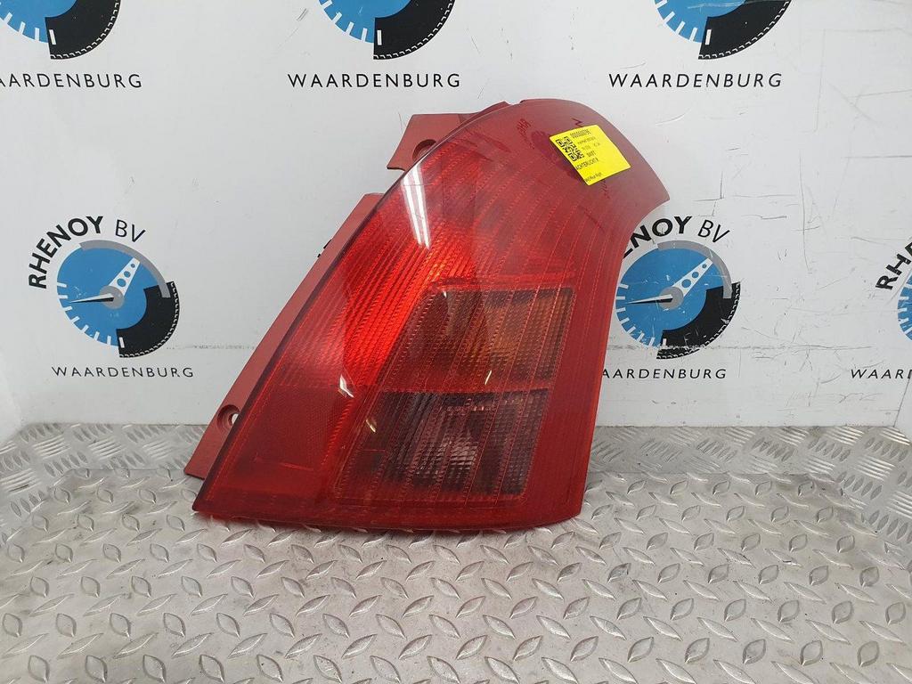 SUZUKI SWIFT 1.5 16V Exclusive ACHTERLICHT R 2005, Ophalen of Verzenden, Gebruikt, Stiba lid