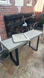 Betonlook Tafel + Klok - Side Table/Gangtafel, 100 tot 150 cm, Ophalen of Verzenden, Zo goed als nieuw, Tafelblad