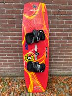 Airush Apex V5 Twintip Kiteboard met Bindingen, Watersport en Boten, Kitesurfen, Twintip, Ophalen of Verzenden, Gebruikt, Kiteboard