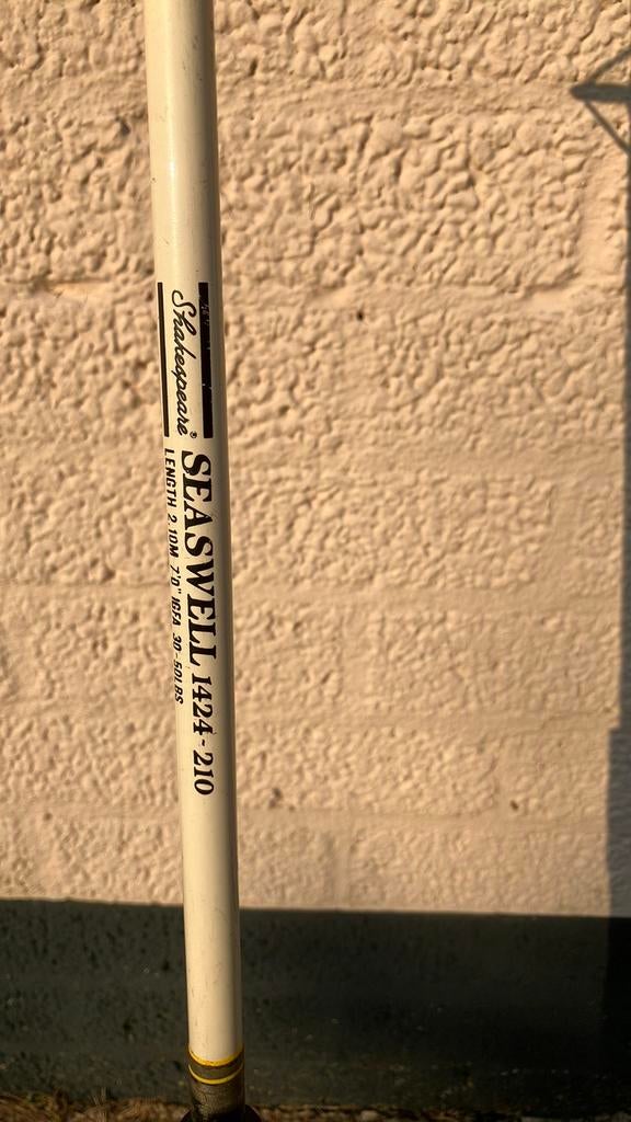 Hengel Shakespeare Sea Swell 1424, 7.0 IGFA, 30-50 lb., Watersport en Boten, Hengelsport | Karpervissen, Ophalen, Zo goed als nieuw