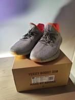 Yeezy boost 350 Desert Sage maat 46, Ophalen of Verzenden, Zo goed als nieuw