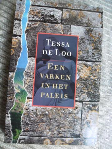 Een varken in het paleis-Tessa de Loo beschikbaar voor biedingen