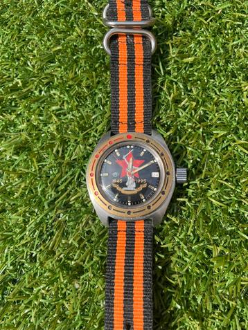 Vostok jubileumeditie 50 jaar bevrijding. beschikbaar voor biedingen