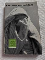 Vrouwen van de Islam - Assia Djébar, Ophalen of Verzenden, Gelezen, Fotografie algemeen, Assia Djébar