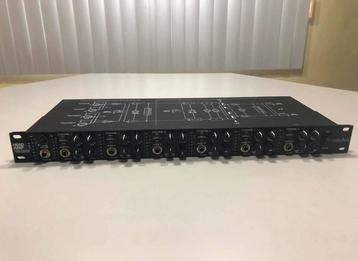 ART HeadAmp6 PRO 6 Channel Headphone Amplifier beschikbaar voor biedingen