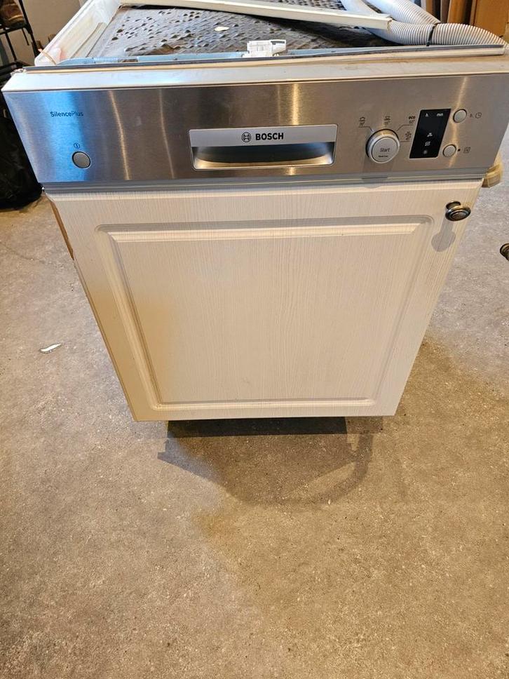 Bosch Silence Plus SD6P1B Vaatwasser, Witgoed en Apparatuur, Vaatwasmachines, Gebruikt, Inbouw, 85 tot 90 cm, 45 tot 60 cm, 10 tot 14 liter