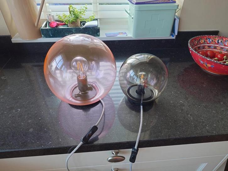 Ikea tafellampen Fado, Huis en Inrichting, Lampen | Losse lampen, Zo goed als nieuw, Led-lamp, Minder dan 30 watt, E27 (groot)