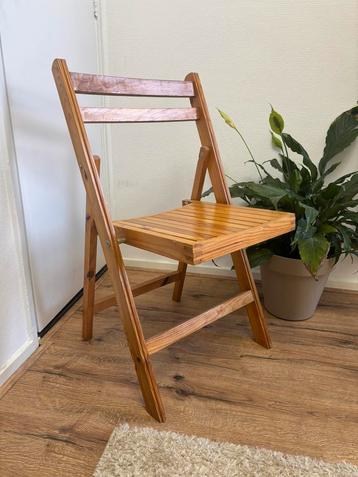 Houten Klap Stoel beschikbaar voor biedingen