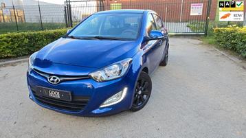 Hyundai I20 1.2i i-Deal AIRCO LED APPLE CARPLAY beschikbaar voor biedingen