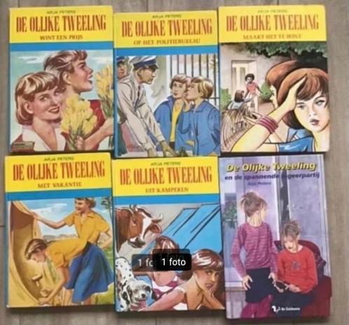 6 delen de olijke tweeling door Arja Peters, Boeken, Kinderboeken | Jeugd | 10 tot 12 jaar, Gelezen, Ophalen of Verzenden