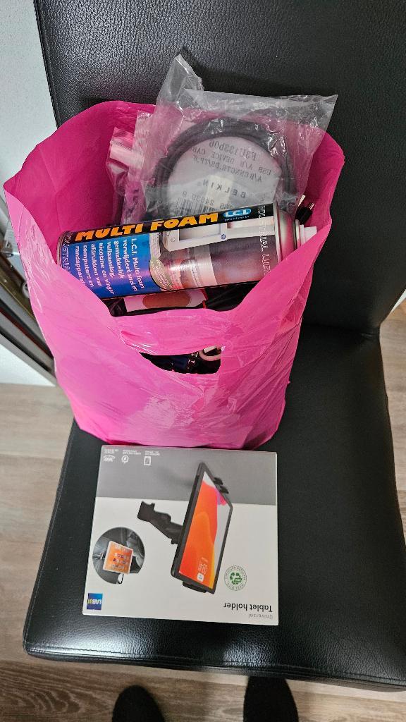 Div kabels en USB- floppydrive met diskettes, Computers en Software, Pc- en Netwerkkabels, Zo goed als nieuw, Ophalen