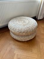 Rieten poef / bijzettafeltje, Huis en Inrichting, Ophalen, Zo goed als nieuw, Rond, Minder dan 50 cm