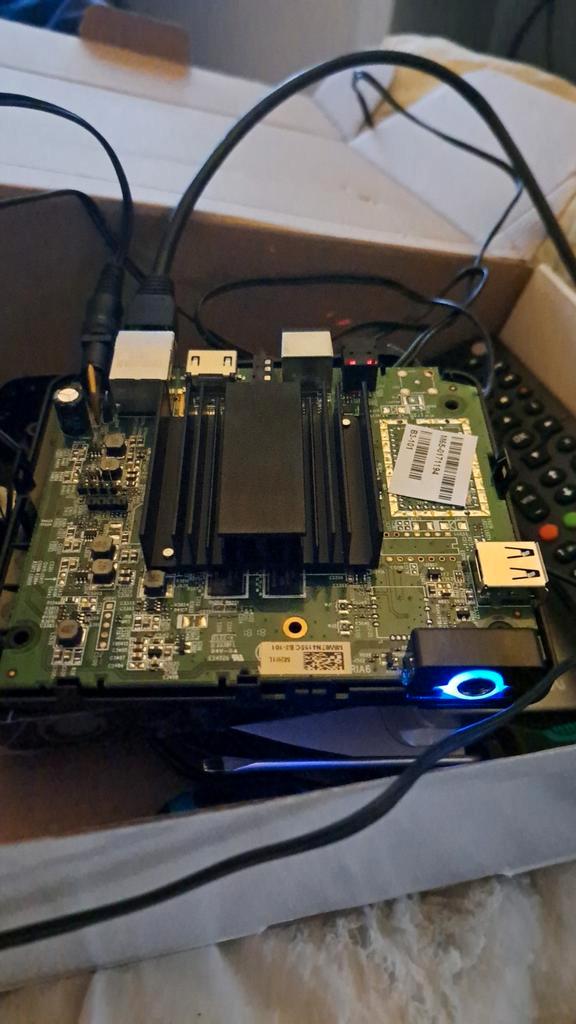 Gezocht: PC-onderdelen voor onafhankelijk project, Computers en Software, Harde schijven, Zo goed als nieuw, Ophalen
